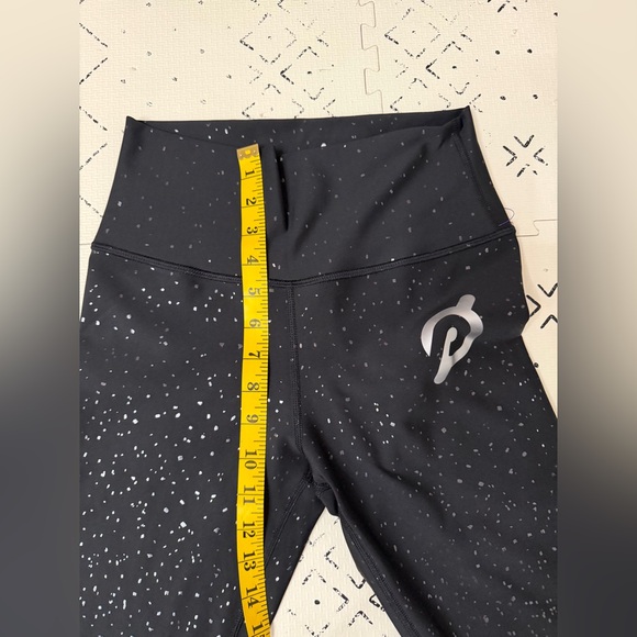NWOT Peloton Sparkle Flex Women Leggings Black and Silver Size M - Picture 5 of 9